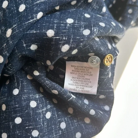 100% Linen navy & white polka dot button down shirt women’s medium petite - Picture 5 of 6